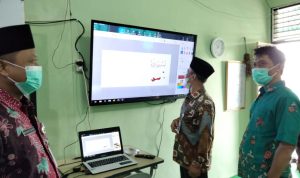 Kabid Penma Jawa Tengah Tinjau Kelas Digital MAN 4 Kebumen