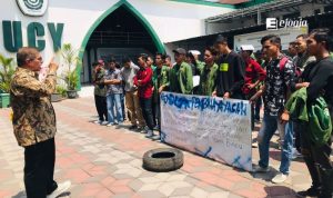 Pengurus YPTI Cokroaminoto Yogyakarta Tidak Punya SK AHU, Mahasiswa Demo