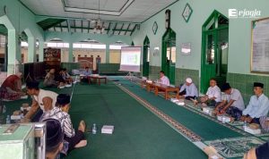 LTMNU DIY Himbau Masjid NU Pasang Plang Identitas NU