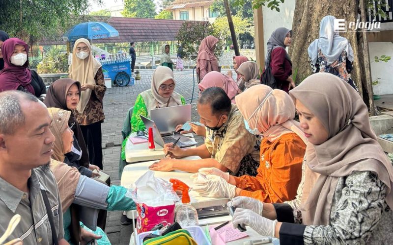Kolaborasi LPDP UNS dan Puskesmas Gajahan: Layanan Gratis dan Beasiswa