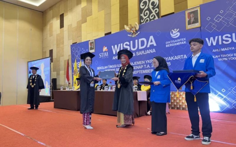 25 Persen Lulusan STIM YKPN Sudah Bekerja Sebelum Wisuda