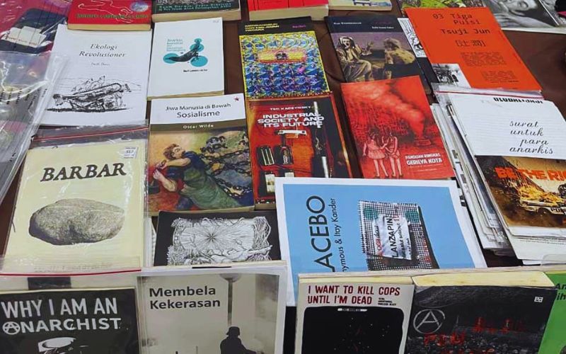 Duka Lara September Literasi Dirayakan, Buku Dirampas