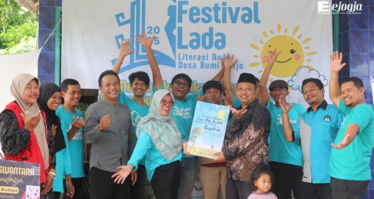 TBM Mekar Utama Tutup Festival Literasi Anak 2025 dengan Gelar Karya dan Peluncuran Buku (1) TBM Mekar Utama Tutup Festival Literasi Anak 2025 dengan Gelar Karya dan Peluncuran Buku